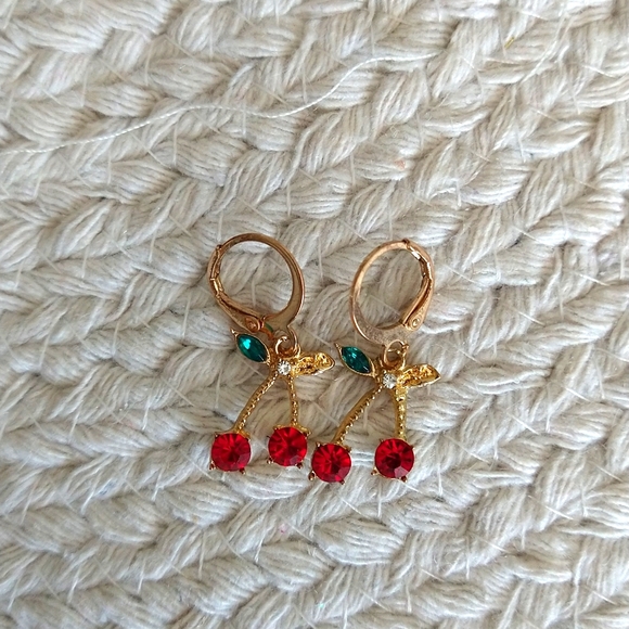 Jewelry - 🌟 HOST PICK🌟 Gold Tone Cherry Earrings